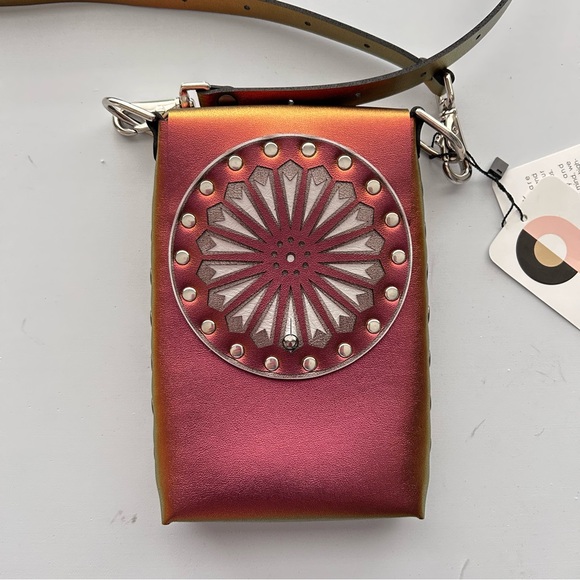 Mohop Arrow Mobile Crossbody Bag - New with tags - Picture 2 of 9